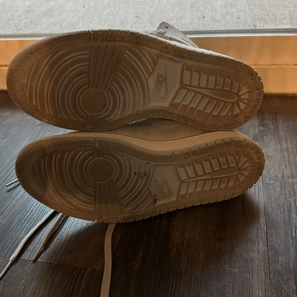 Nike Jordan 1 High Grey pastel blue shoes women’s size 8 - Picture 6 of 7